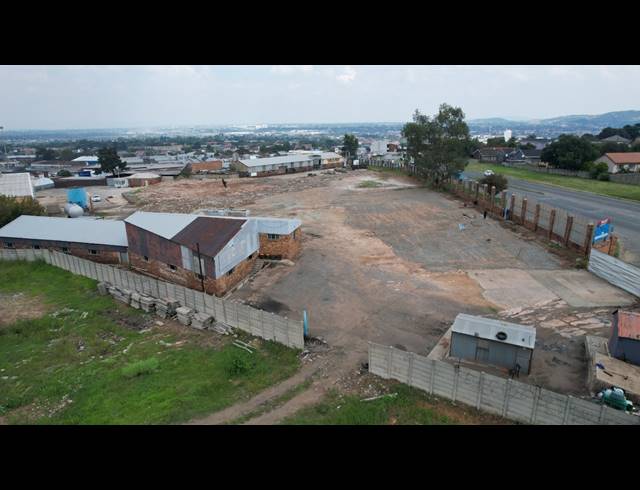 479M² FACTORY TO LET IN ALBERTON NORTH